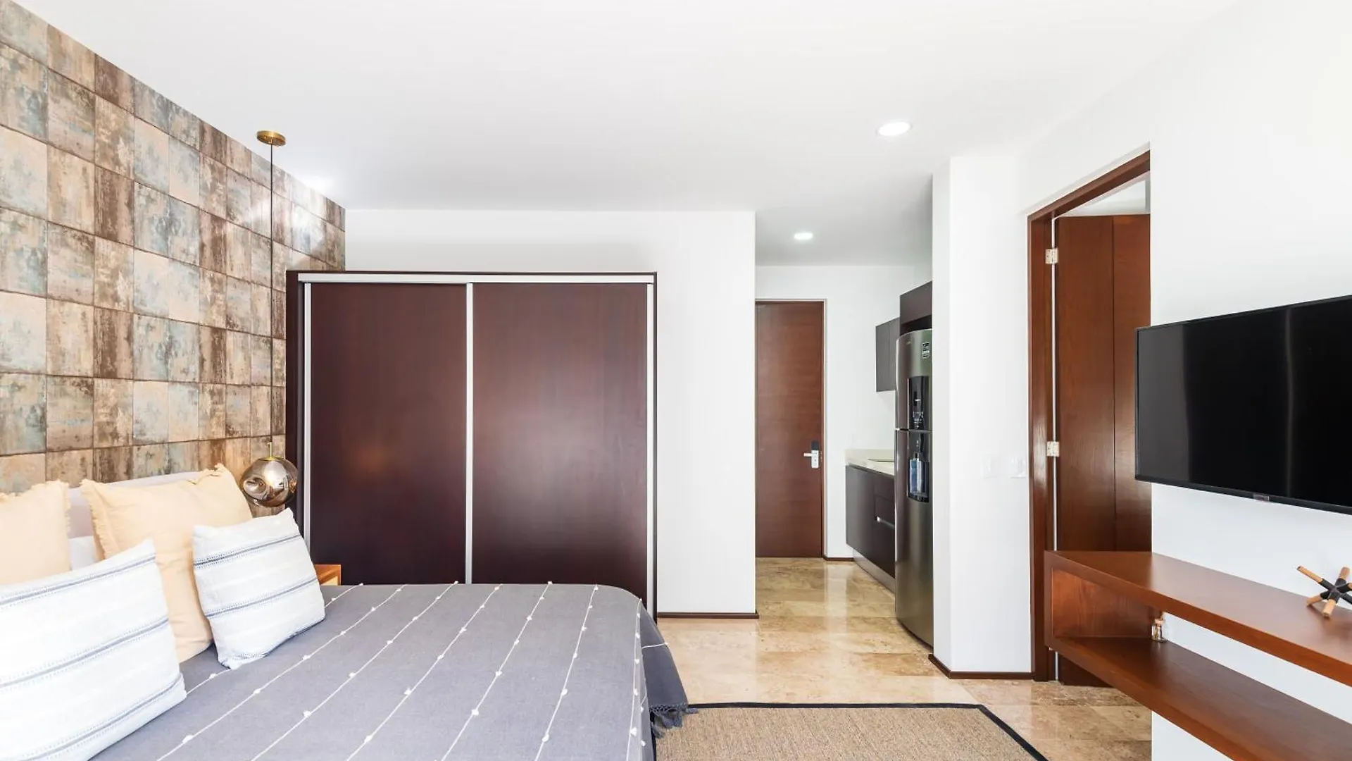 Tulum City Apartments At Menesse Τουλούμ
