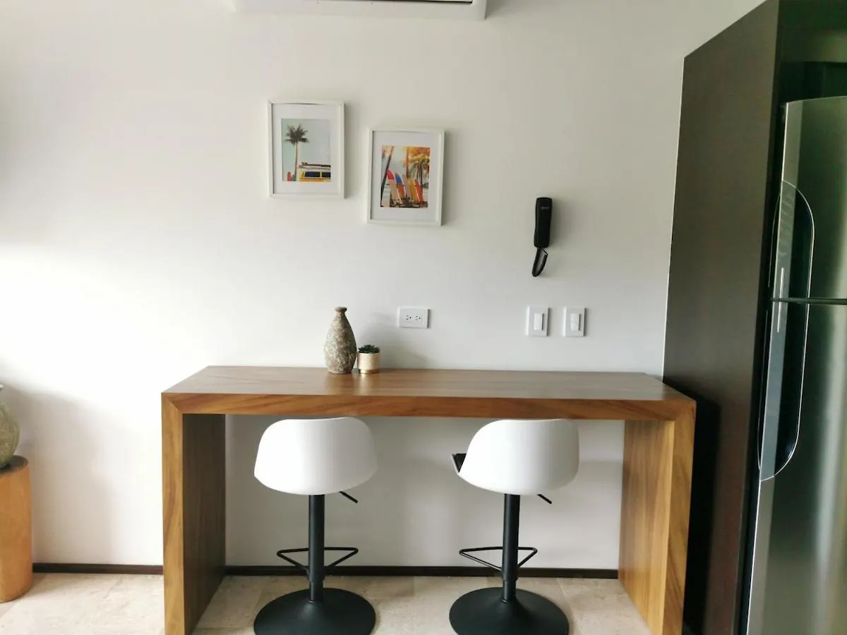 Tulum City Apartments At Menesse Τουλούμ