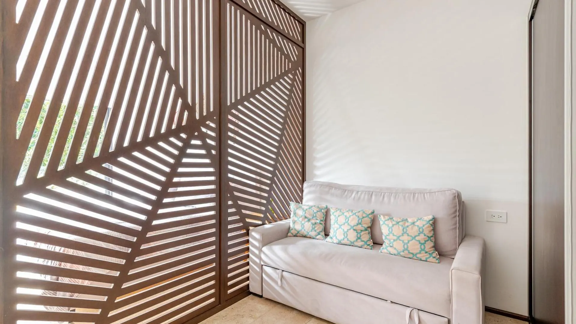 Tulum City Apartments At Menesse Τουλούμ